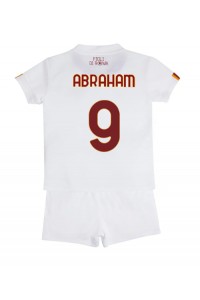 AS Roma Tammy Abraham #9 Babyklær Borte Fotballdrakt til barn 2022-23 Korte ermer (+ Korte bukser)